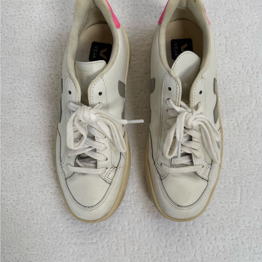 Veja White and Pink Sneakers - Picture 2 of 4